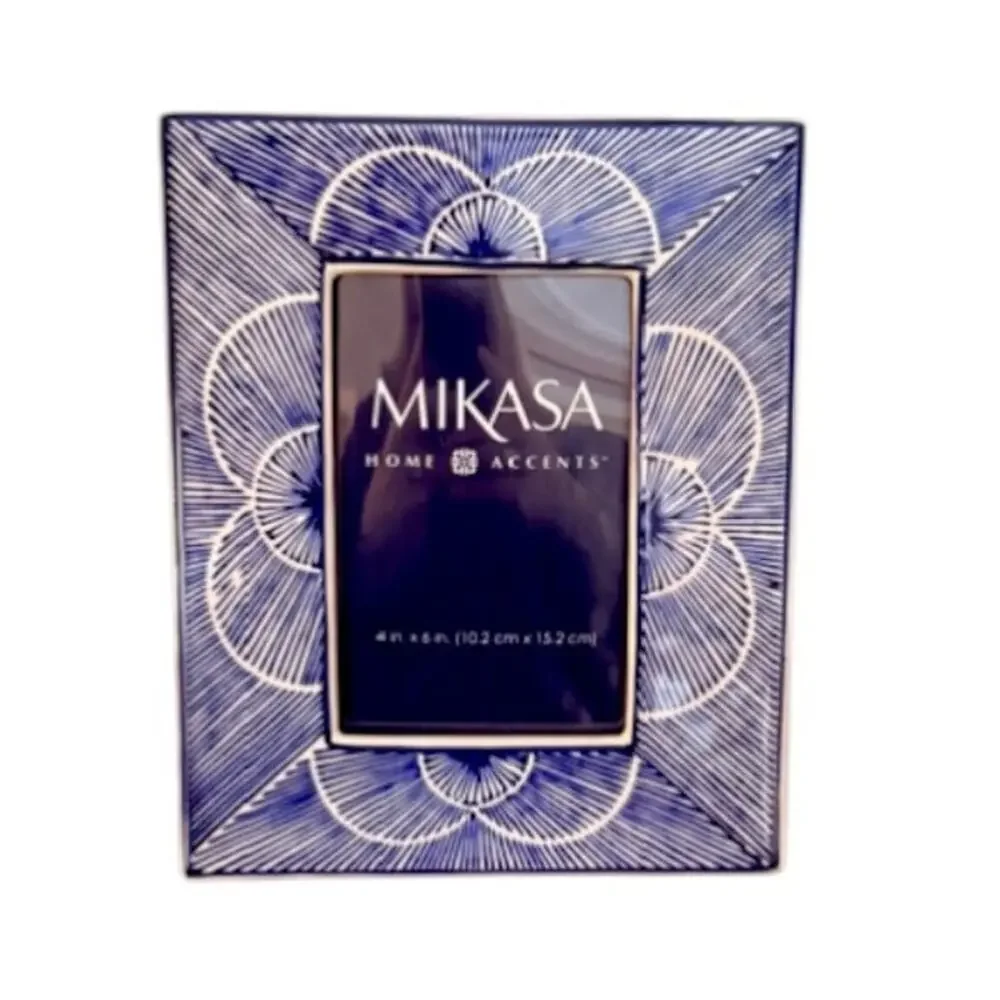 Mikasa Blue White Ceramic 4x6 Photo Frame 7.5x9 Home Accents Modern Decor Gifts
